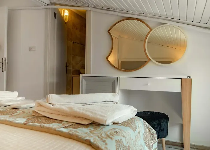 Cunda Aksac Айвалик